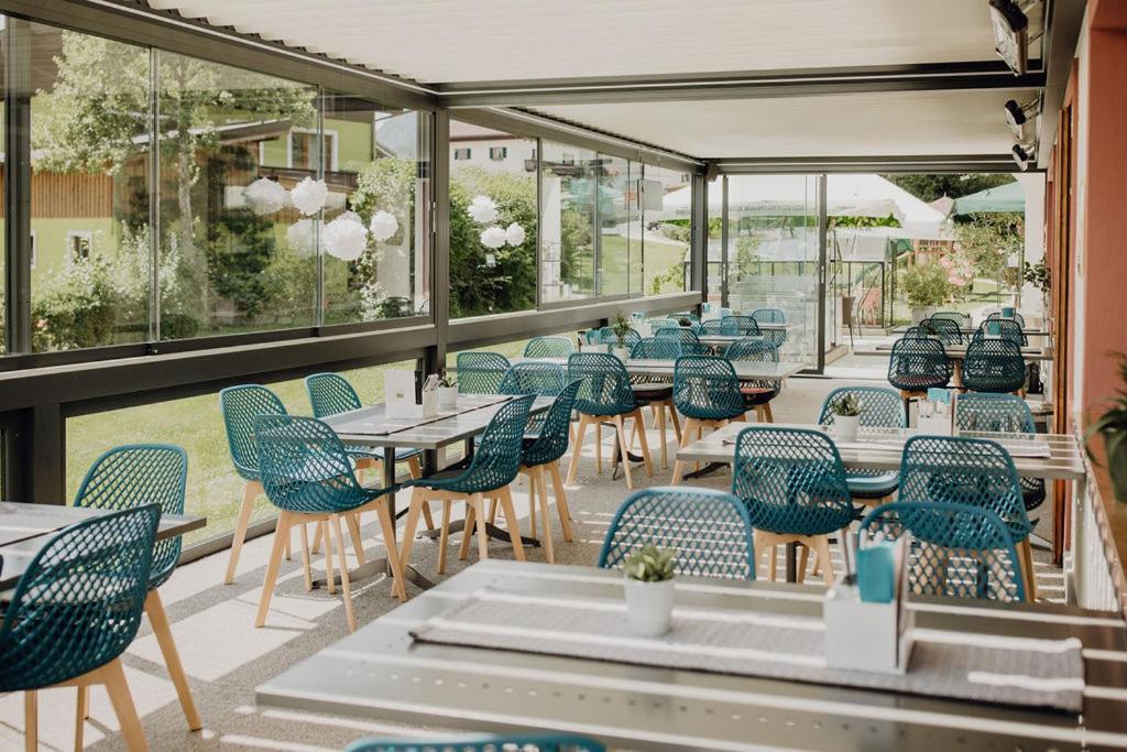 Dorfcafe Unken Hotelpension Swirtshaus Im Dorf ภายนอก รูปภาพ